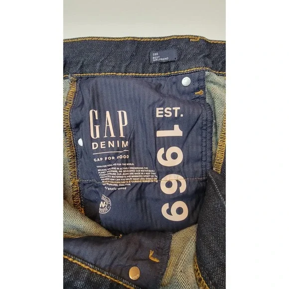 Gap Jeans Women Size 28R Distressed Best Girlfriend Raw Hem Dark Wash Gap Denim - Picture 12 of 16